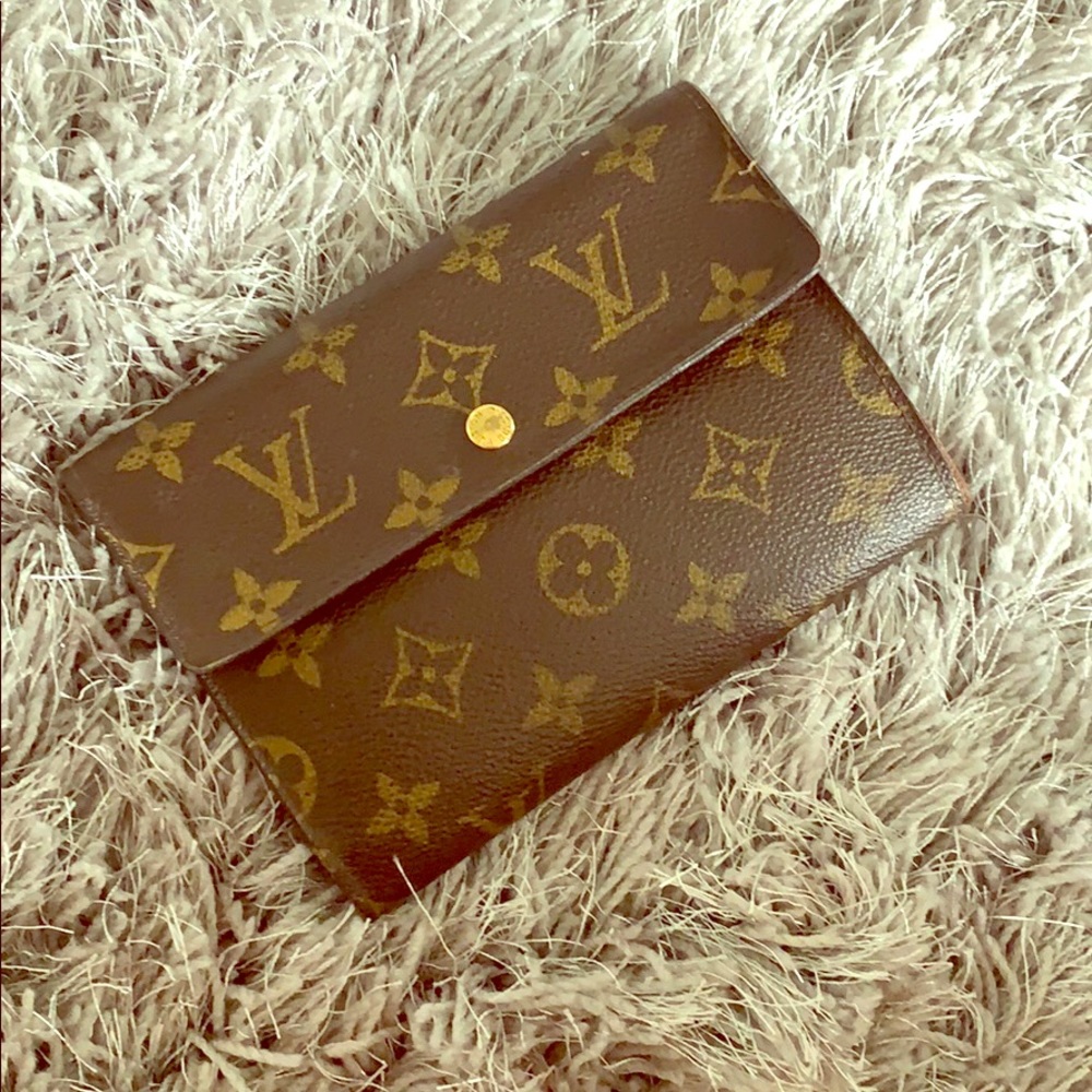 Authentic vintage Luis Vuitton wallet